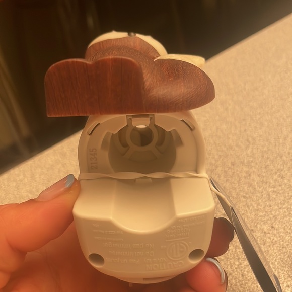 Scentplug Diffuser with Scent - Picture 2 of 7